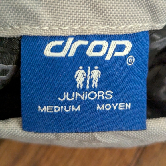 Kombi Black and DROP Gray Winter Gloves Lot FitS XL Youth Or Adult S - Picture 10 of 14